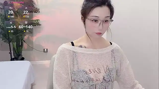 Snapshot of Yunxi- chatting on May 26, 2:13 pm Yunxi- online show from May 26, 2:13 pm