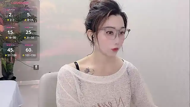 Snapshot of Yunxi- chatting on June 3, 1:46 pm Yunxi- online show from June 3, 1:46 pm