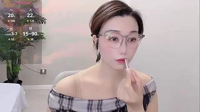 Snapshot of Yunxi- chatting on June 29, 2:18 am Yunxi- online show from June 29, 2:18 am
