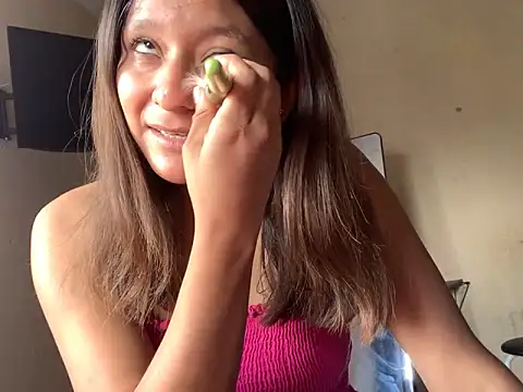 SolMlrena online show from April 12, 8:58 pm