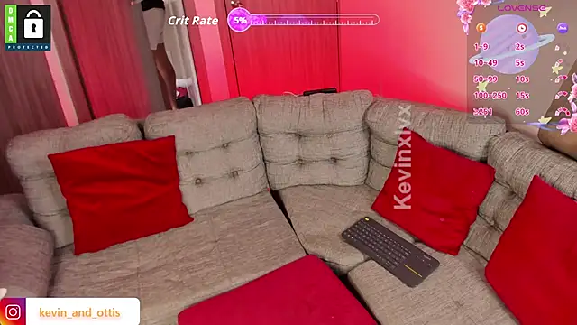 Snapshot of keyott chatting on May 21, 3:41 pm keyott online show from May 21, 3:41 pm