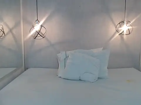 Migatica johnson12 online show from April 18, 2:59 am