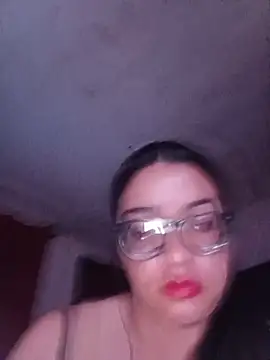 Snapshot of SOFI__10 chatting on May 14, 9:38 am SOFI 10 online show from May 14, 9:38 am