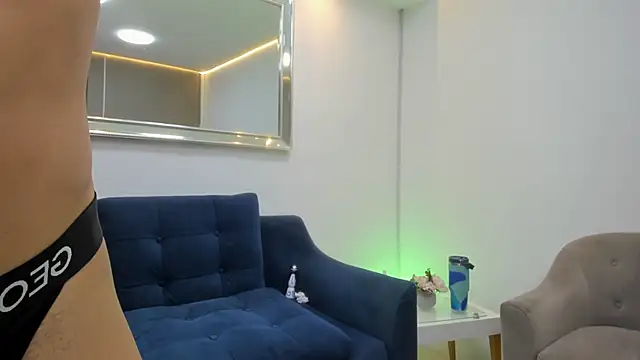 Snapshot of denis_winslow chatting on May 5, 7:44 pm denis winslow online show from May 5, 7:44 pm