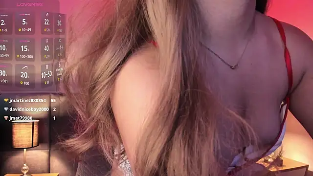 Snapshot of Nana_nyx chatting on July 7, 7:23 am Nana nyx online show from July 7, 7:23 am