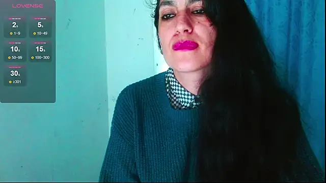 Snapshot of diosa_gil chatting on June 23, 2:09 am diosa gil online show from June 23, 2:09 am