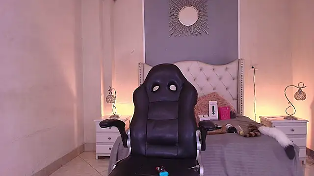 Snapshot of elizabeth_santos1 chatting on July 5, 2:02 pm elizabeth santos1 online show from July 5, 2:02 pm