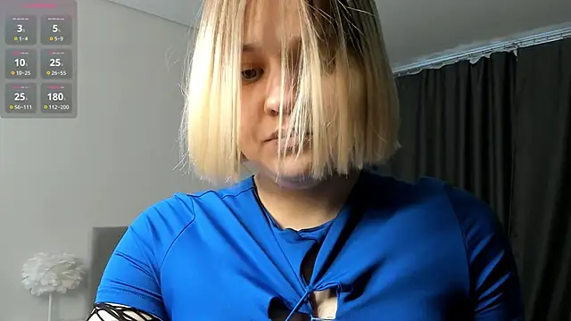 Snapshot of WaltraudDesporte chatting on April 12, 8:08 am WaltraudDesporte online show from April 12, 8:08 am
