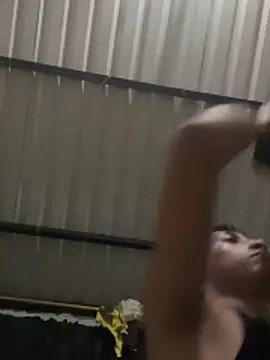 Snapshot of Aaron_Brink_ chatting on April 10, 1:00 am Aaron Brink online show from April 10, 1:00 am