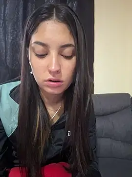 Lucyfer-fire online show from May 12, 11:07 am