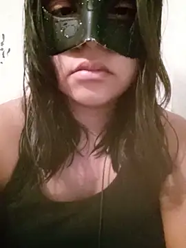 Snapshot of MorriganRosee chatting on May 24, 3:55 am MorriganRosee online show from May 24, 3:55 am