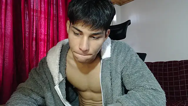 Snapshot of Marck-Pro chatting on July 7, 2:54 pm Marck-Pro online show from July 7, 2:54 pm