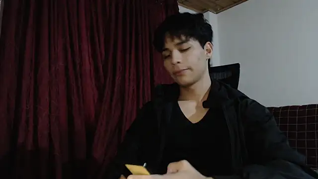Snapshot of Marck-Pro chatting on July 25, 11:02 pm Marck-Pro online show from July 25, 11:02 pm