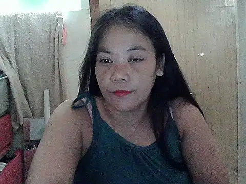 holdmetight21 online show from April 23, 4:35 am