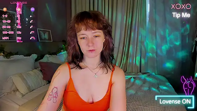 Ricki Bloom online show from May 25, 9:15 am