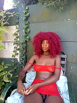 Snapshot of PetiteEbonyBabe_ chatting on May 3, 7:14 am PetiteEbonyBabe online show from May 3, 7:14 am