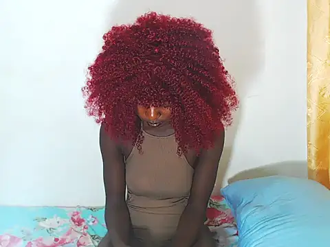 Snapshot of PetiteEbonyBabe_ chatting on May 11, 7:25 am PetiteEbonyBabe online show from May 11, 7:25 am