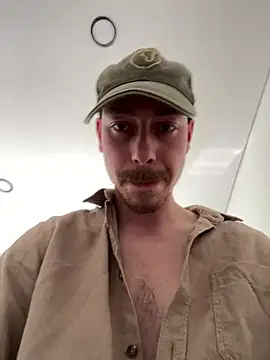 HotMenPortuguese online show from April 10, 1:38 pm