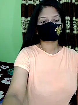 Snapshot of black-woman chatting on May 24, 8:03 pm black-woman online show from May 24, 8:03 pm