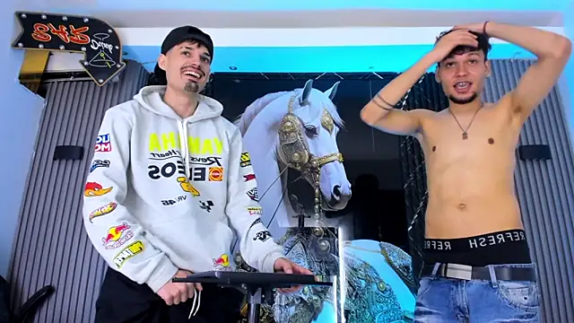 Snapshot of Iam_steven_ chatting on April 10, 3:17 pm Iam steven online show from April 10, 3:17 pm