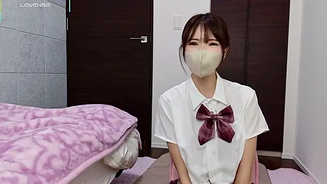 -Moka-1212- online show from April 15, 11:39 am