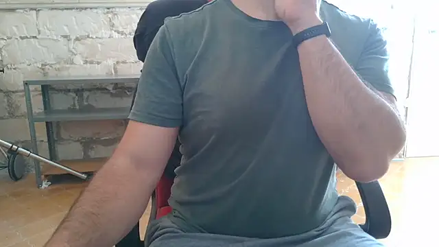 brunosso85ita online show from April 18, 1:15 pm