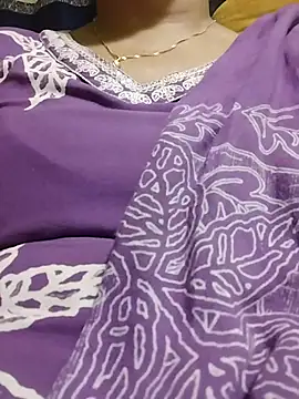 Snapshot of Monika_telugu_queen chatting on July 14, 4:23 pm Monika telugu queen online show from July 14, 4:23 pm
