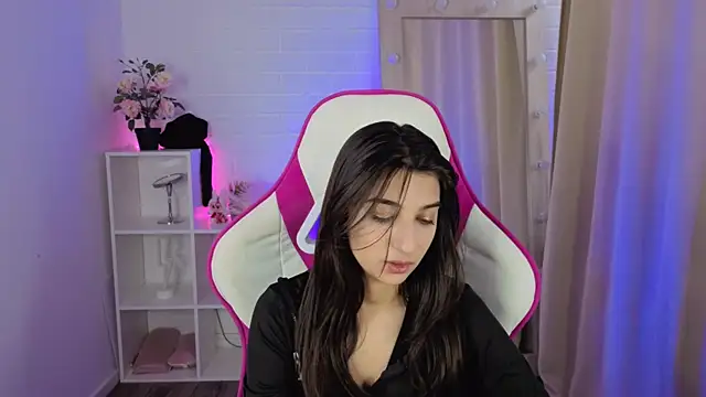 JasminAvily online show from April 19, 3:11 pm