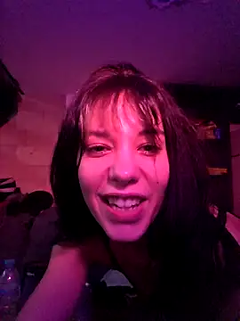 Snapshot of Angeles444 chatting on April 11, 9:19 pm Angeles444 online show from April 11, 9:19 pm