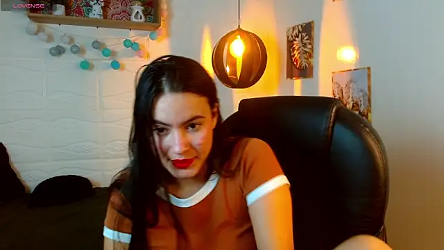 Snapshot of rosaleia_ chatting on May 14, 3:57 am rosaleia online show from May 14, 3:57 am