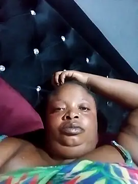 SweetBelly1 online show from April 17, 7:50 pm