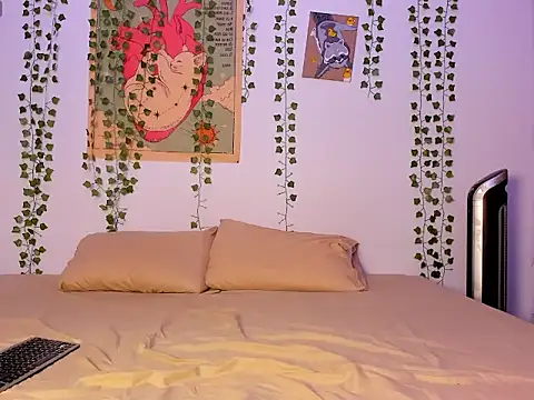 JaxJinx online show from April 14, 12:38 am