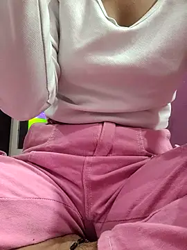 Liviya  225   online show from April 22, 5:43 am