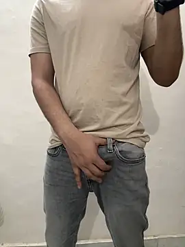 Snapshot of Ankur_straight chatting on June 11, 4:43 am Ankur straight online show from June 11, 4:43 am