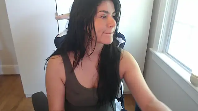 Snapshot of cassiealvarez chatting on July 4, 8:48 pm cassiealvarez online show from July 4, 8:48 pm