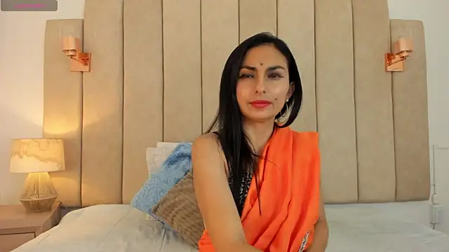 Snapshot of shaliny_ chatting on June 11, 7:56 pm shaliny online show from June 11, 7:56 pm