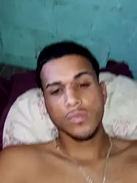 Snapshot of novinhokk22 chatting on April 11, 4:11 pm novinhokk22 online show from April 11, 4:11 pm