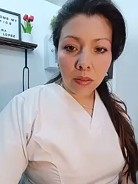 Snapshot of SARA_21- chatting on July 14, 12:44 pm SARA 21- online show from July 14, 12:44 pm