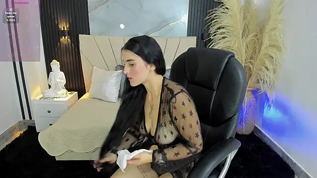 Snapshot of DOMINIKA_LOVY chatting on April 28, 5:51 pm DOMINIKA LOVY online show from April 28, 5:51 pm