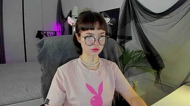 RisoSweet online show from June 8, 8:20 pm