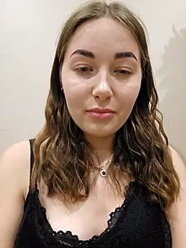 Doris2222 online show from April 20, 7:04 pm