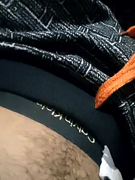 hottboyyz online show from April 26, 1:42 pm