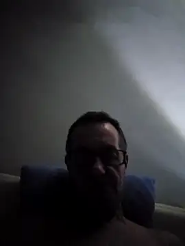 Snapshot of loulouferrari chatting on April 27, 9:02 pm loulouferrari online show from April 27, 9:02 pm