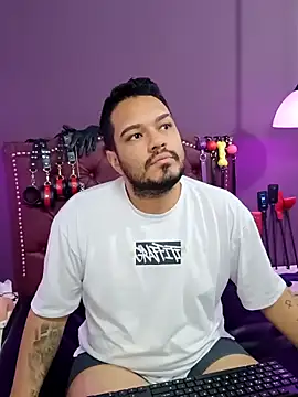  Stevens  online show from April 16, 9:50 pm