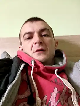 Snapshot of Mariofls chatting on May 1, 12:32 pm Mariofls online show from May 1, 12:32 pm