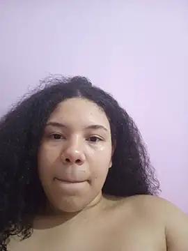 Snapshot of ToplessKnocking chatting on May 18, 6:14 pm ToplessKnocking online show from May 18, 6:14 pm
