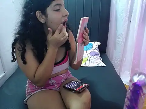 daira2006 online show from April 18, 2:48 am