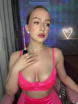 AlisaPearl online show from April 30, 8:15 pm