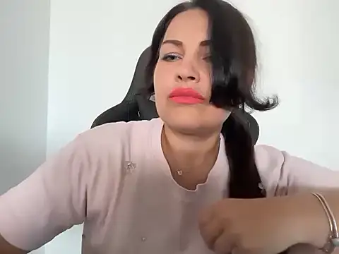Snapshot of SeleneVane chatting on July 18, 11:58 am SeleneVane online show from July 18, 11:58 am
