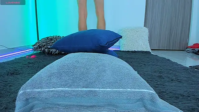 nezonx online show from July 17, 3:02 am